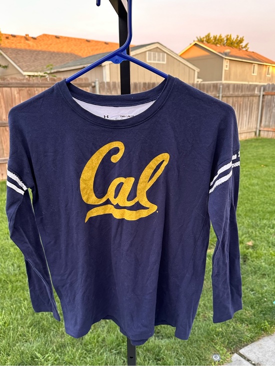 Under Armour Tops - Under armour youth medium long sleeve shirt